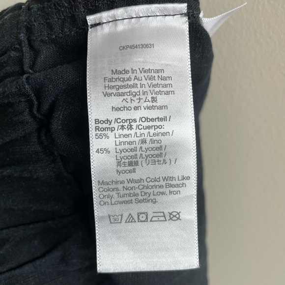 Madewell Pull On Linen Shorts in Black - Picture 11 of 11